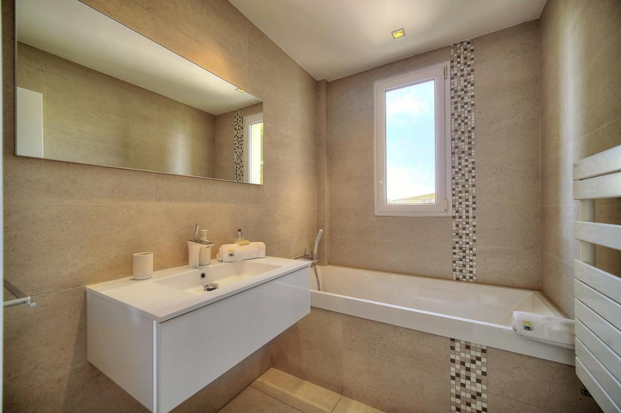 Immogroom - Large Apartment - Parking - Air Conditioning - Sea View - Wifi Cannes Eksteriør bilde